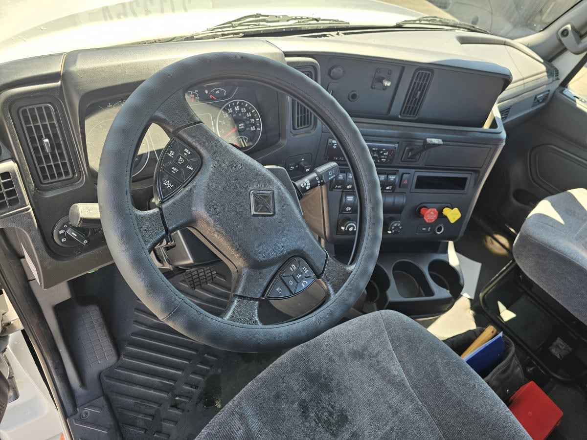 2018 Navistar International LT625 DAYCAB T/A 788757