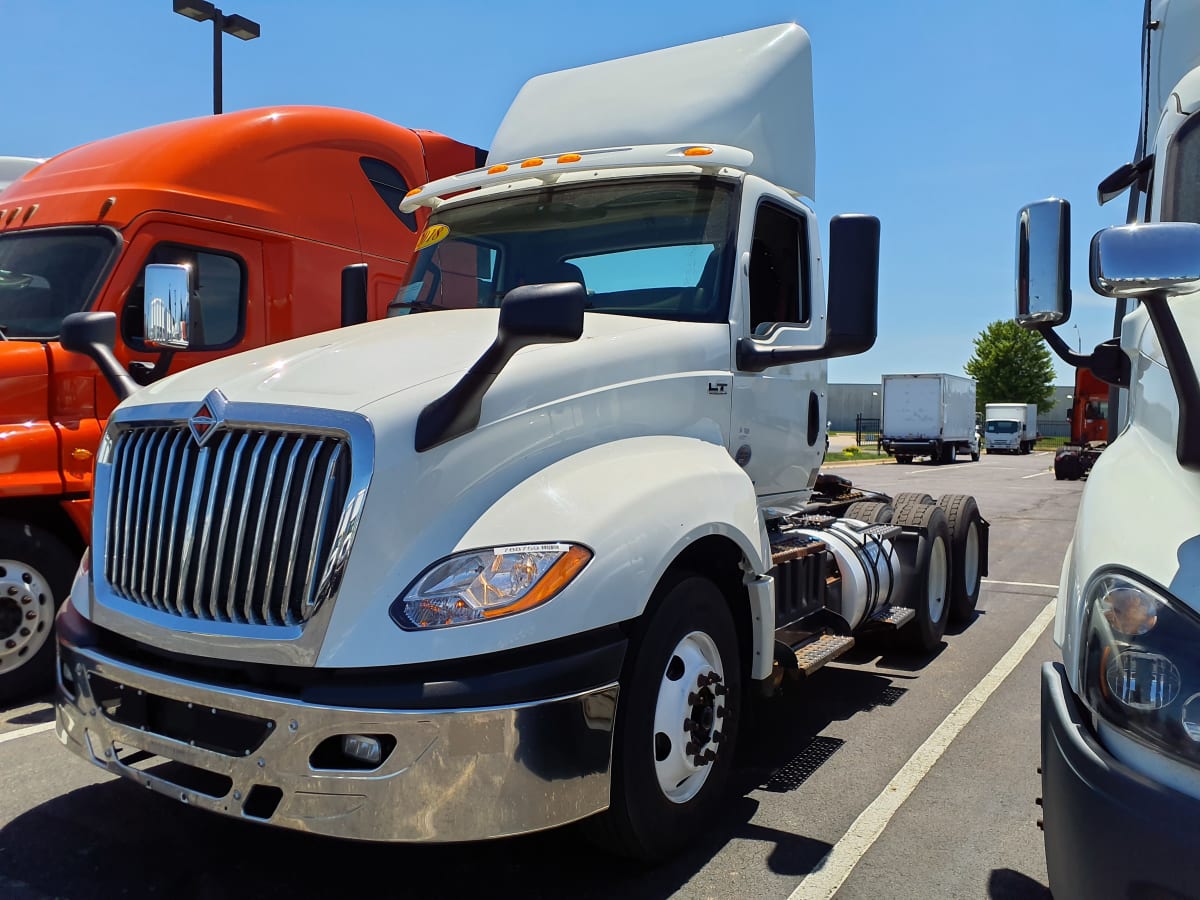 2018 Navistar International LT625 DAYCAB T/A 788759