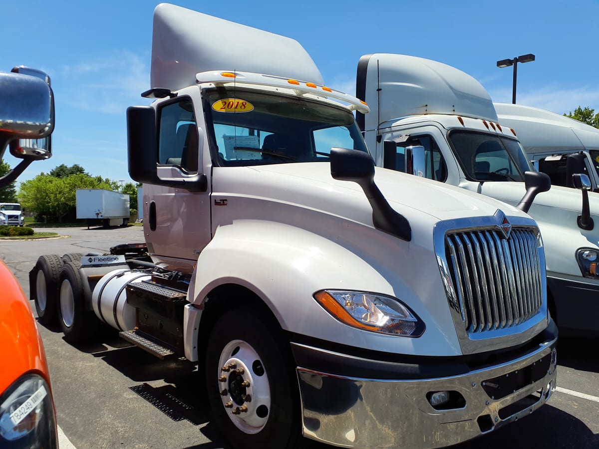 2018 Navistar International LT625 DAYCAB T/A 788759