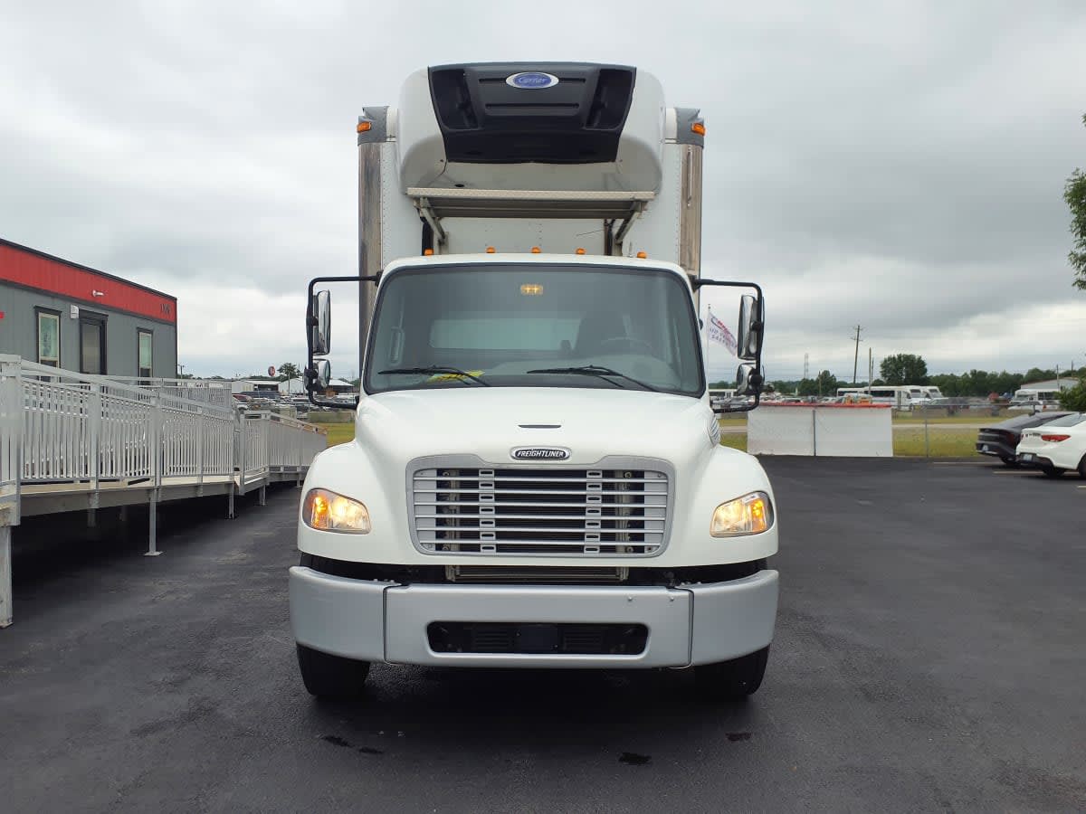 2018 Freightliner M2 106 in Clarksville, IN — photo 2