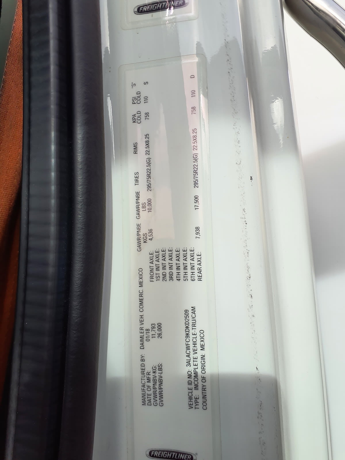 2019 Freightliner M2 106 - image 15