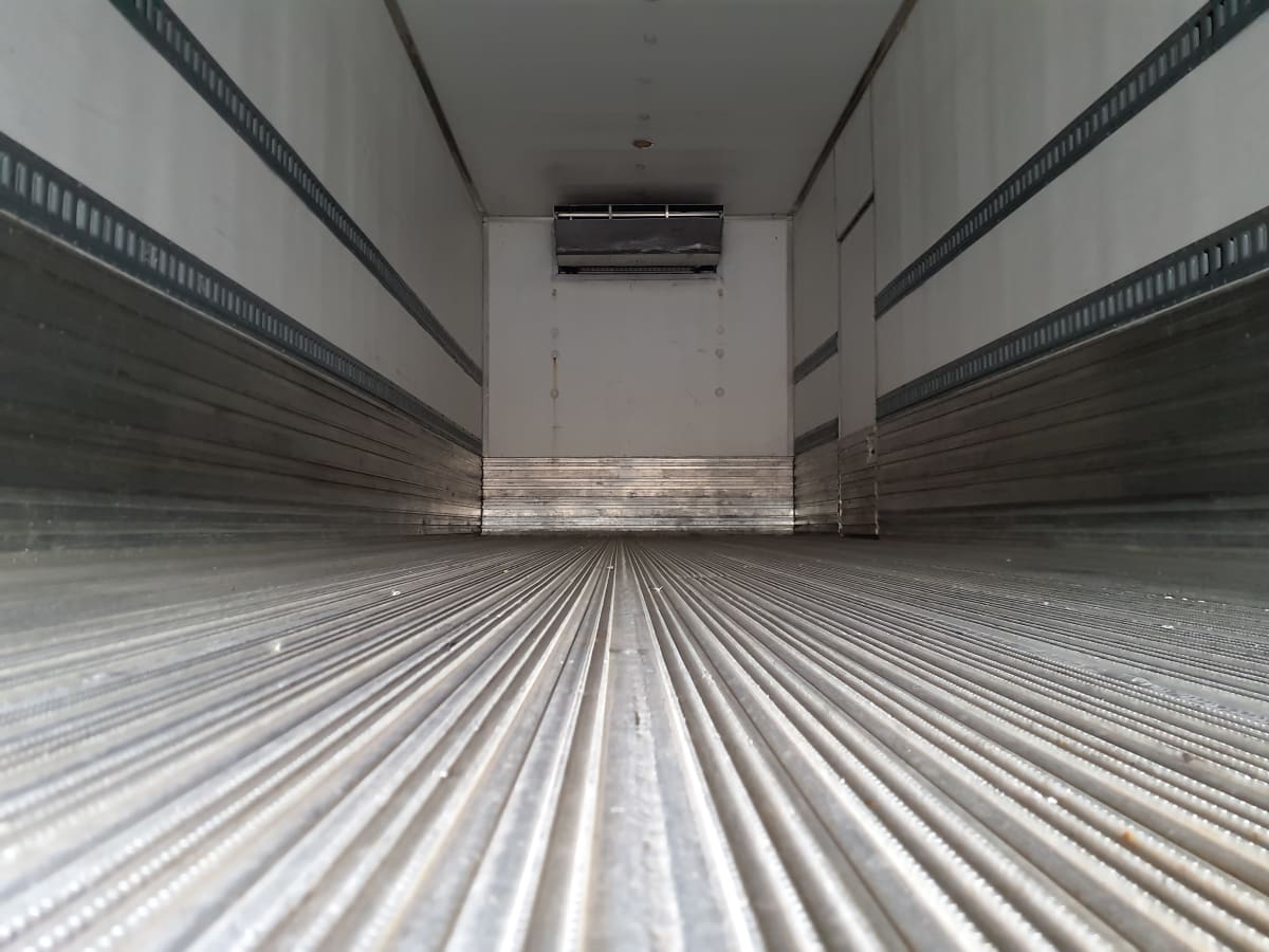 2019 Freightliner M2 106 - image 9