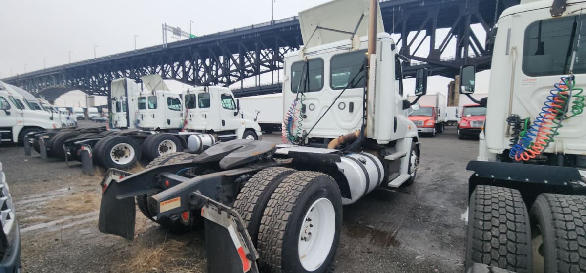 2018 Freightliner/Mercedes CASCADIA 125 788889