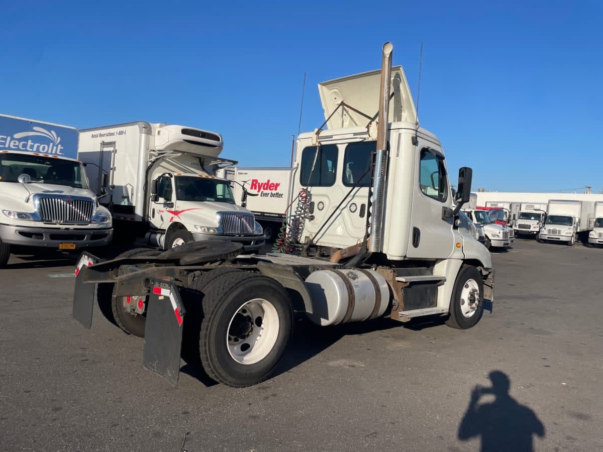 2018 Freightliner/Mercedes CASCADIA 125 788975