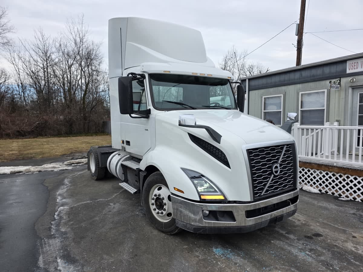 2019 Volvo VNL42T 300 789048
