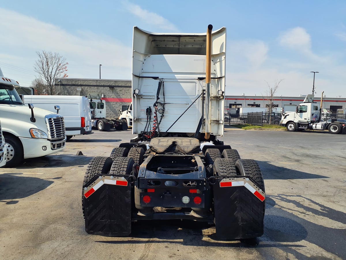 2019 Volvo VNL64T 789111