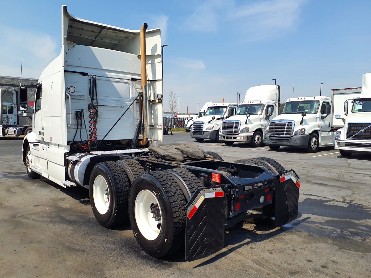 2019 Volvo VNL64T 789111