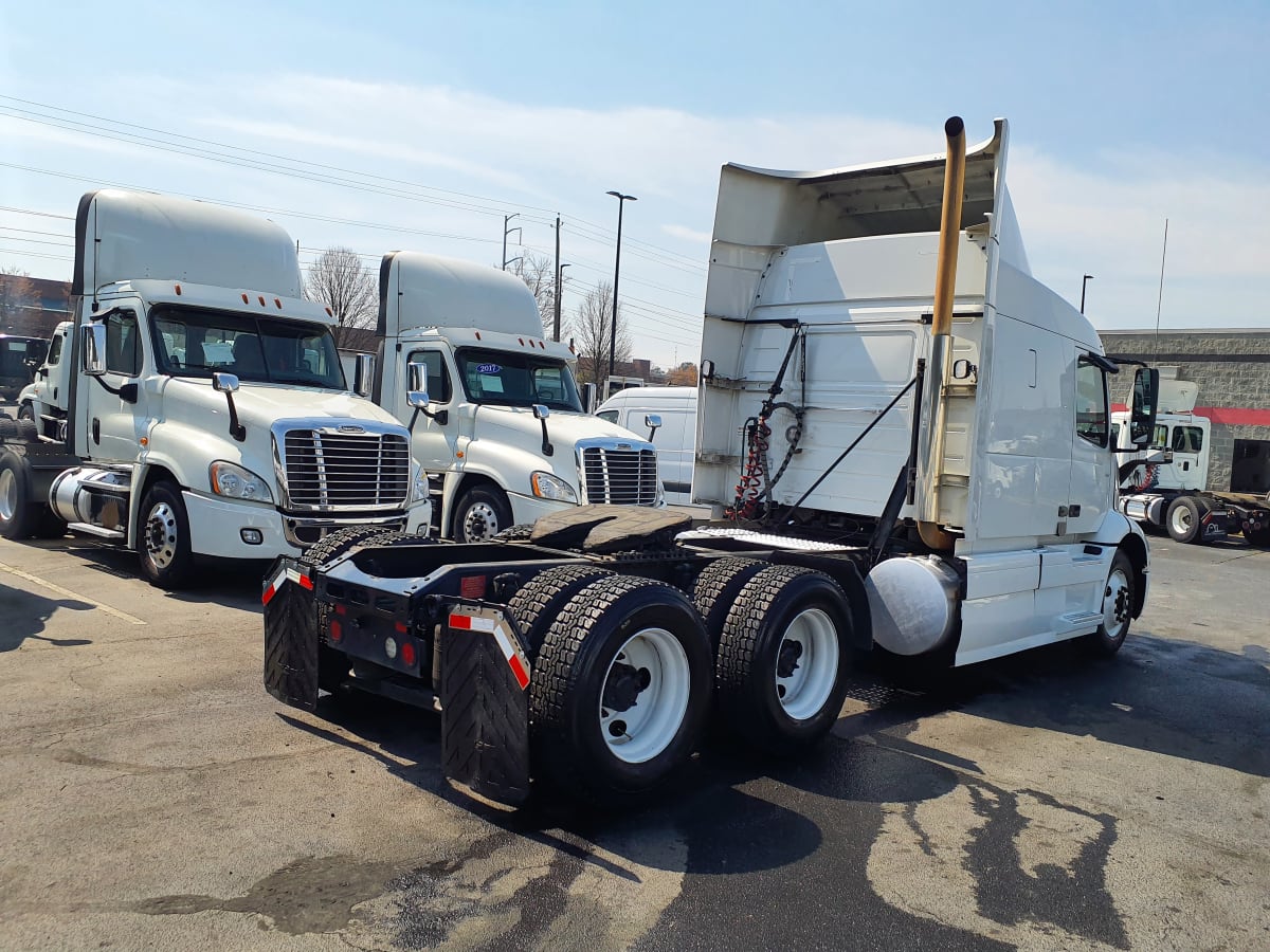 2019 Volvo VNL64T 789111