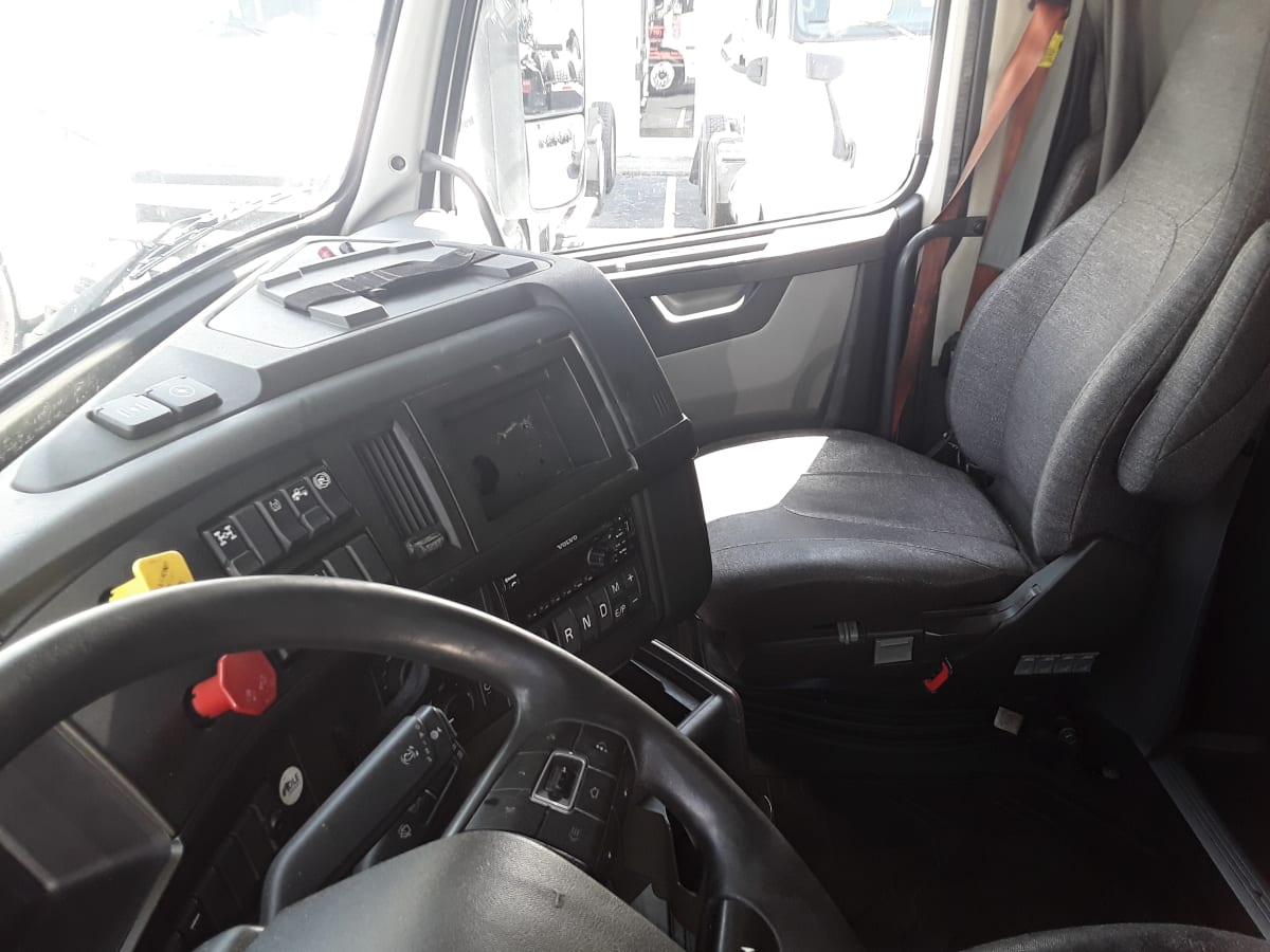 2019 Volvo VNR64T-640 789114