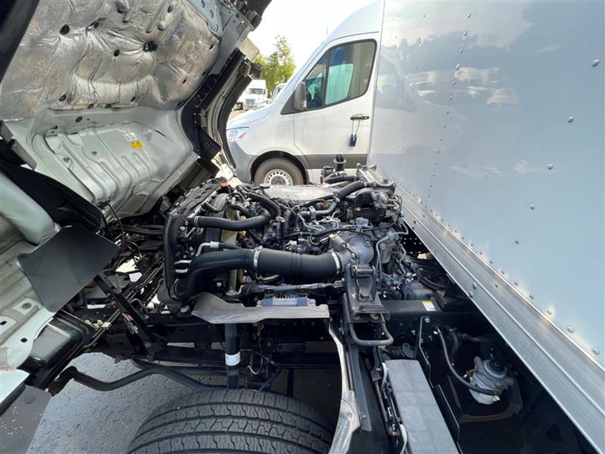 2018 Isuzu NPR 789209