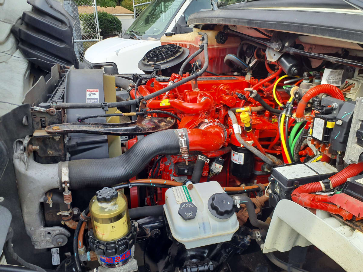 2018 Freightliner/Mercedes M2 106 789211