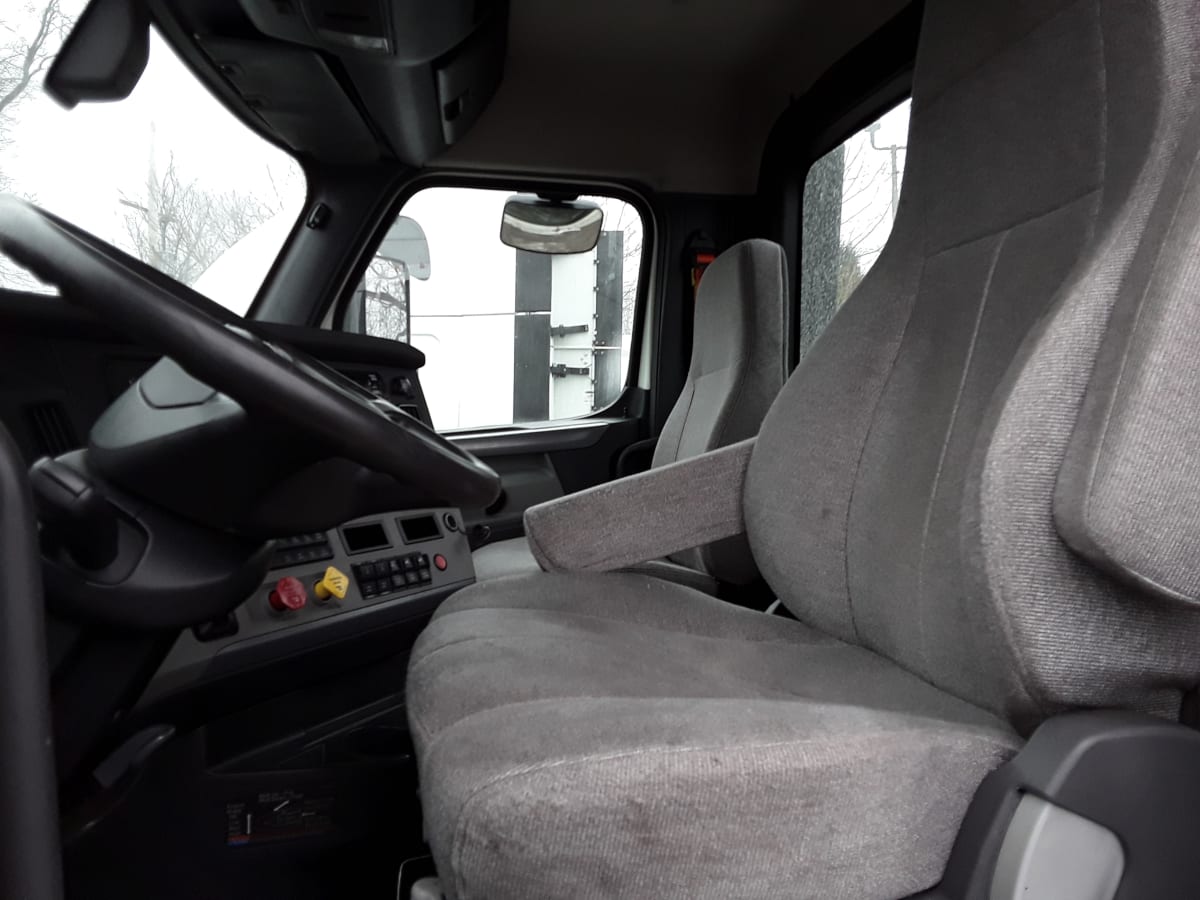 2019 Freightliner/Mercedes NEW CASCADIA PX12664 789437