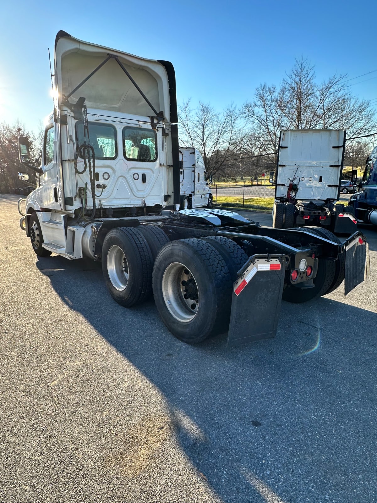 2019 Freightliner/Mercedes NEW CASCADIA PX12664 789438