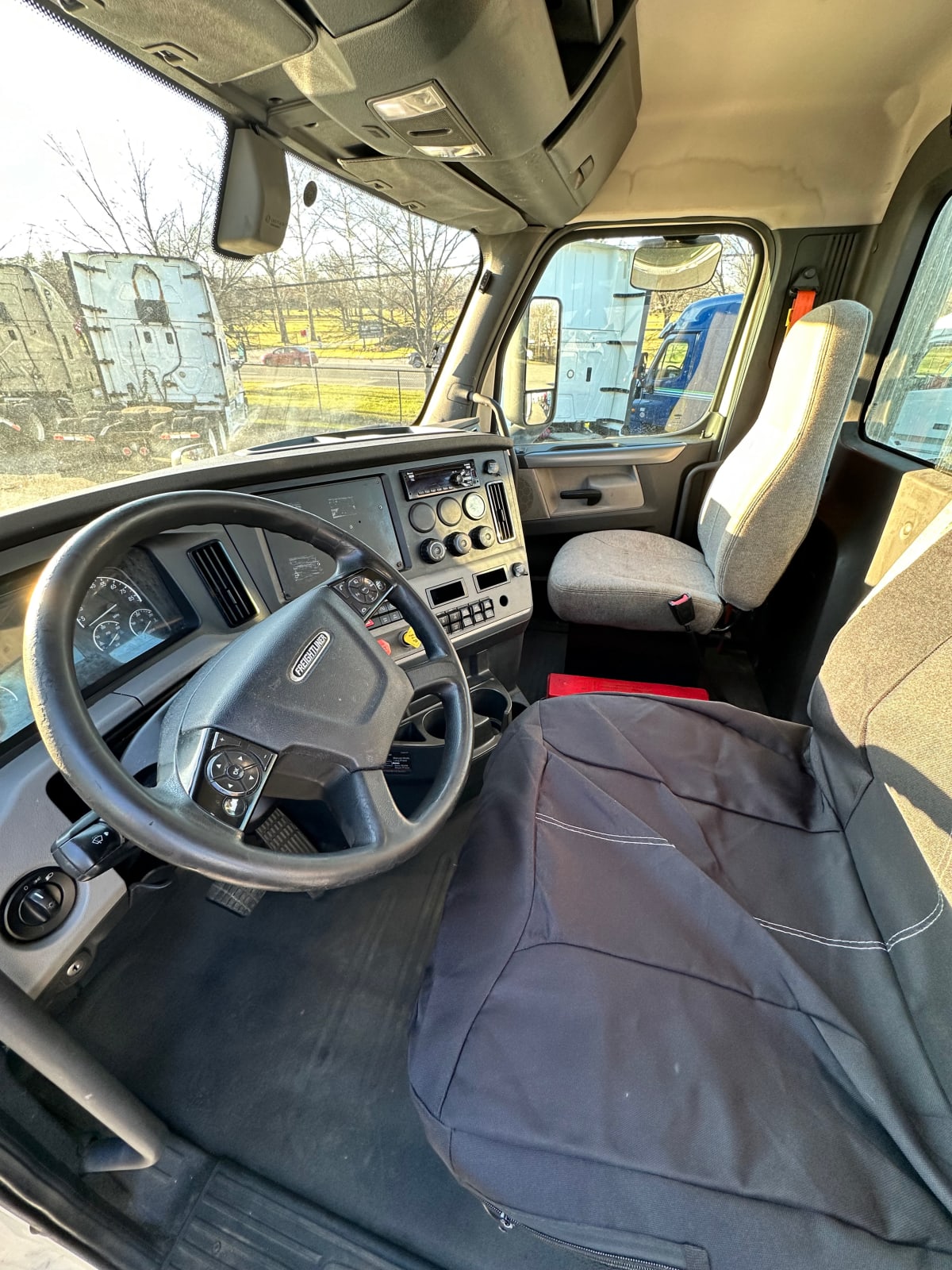 2019 Freightliner/Mercedes NEW CASCADIA PX12664 789438