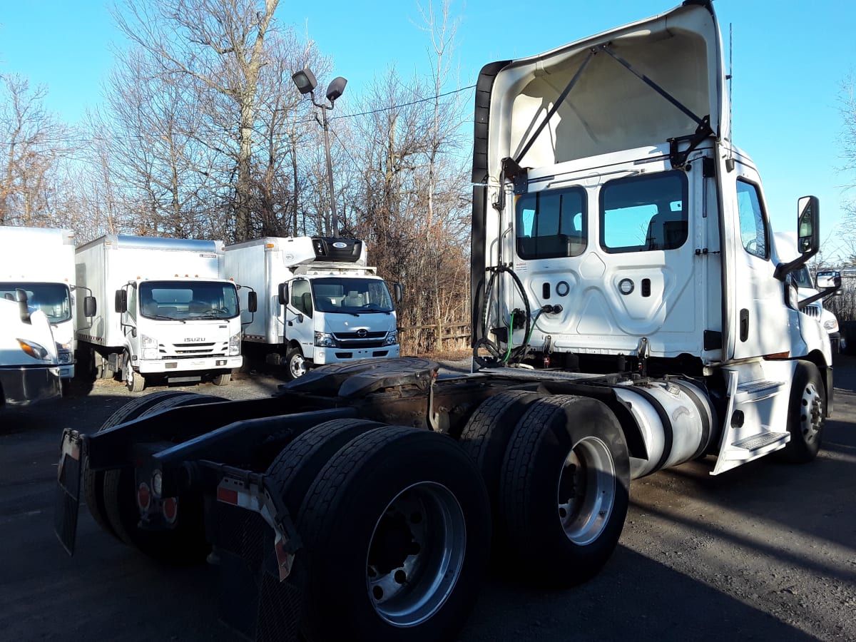 2019 Freightliner/Mercedes NEW CASCADIA PX12664 789442