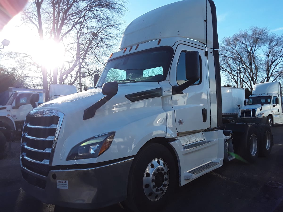 2019 Freightliner/Mercedes NEW CASCADIA PX12664 789442