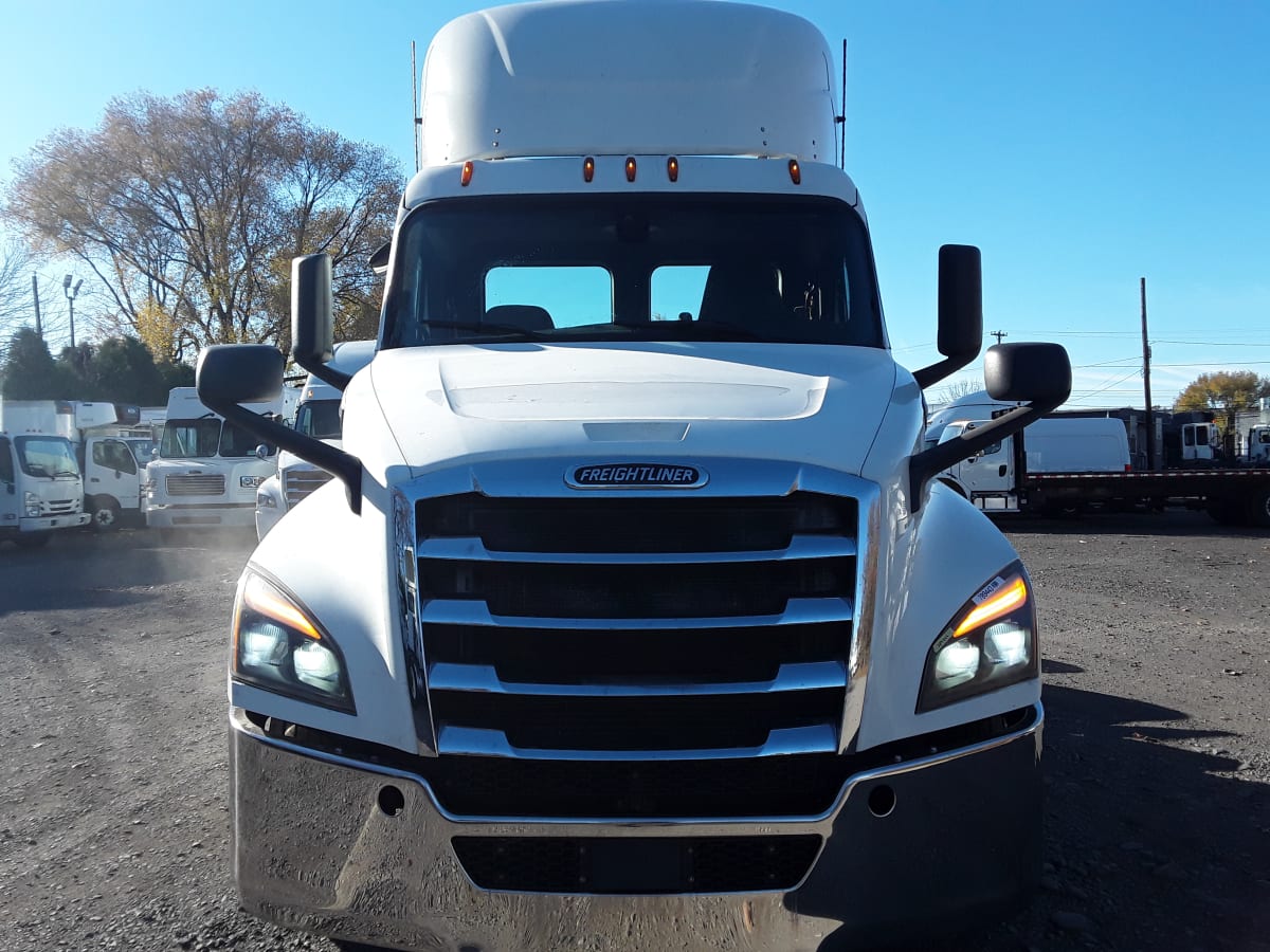 2019 Freightliner/Mercedes NEW CASCADIA PX12664 789443