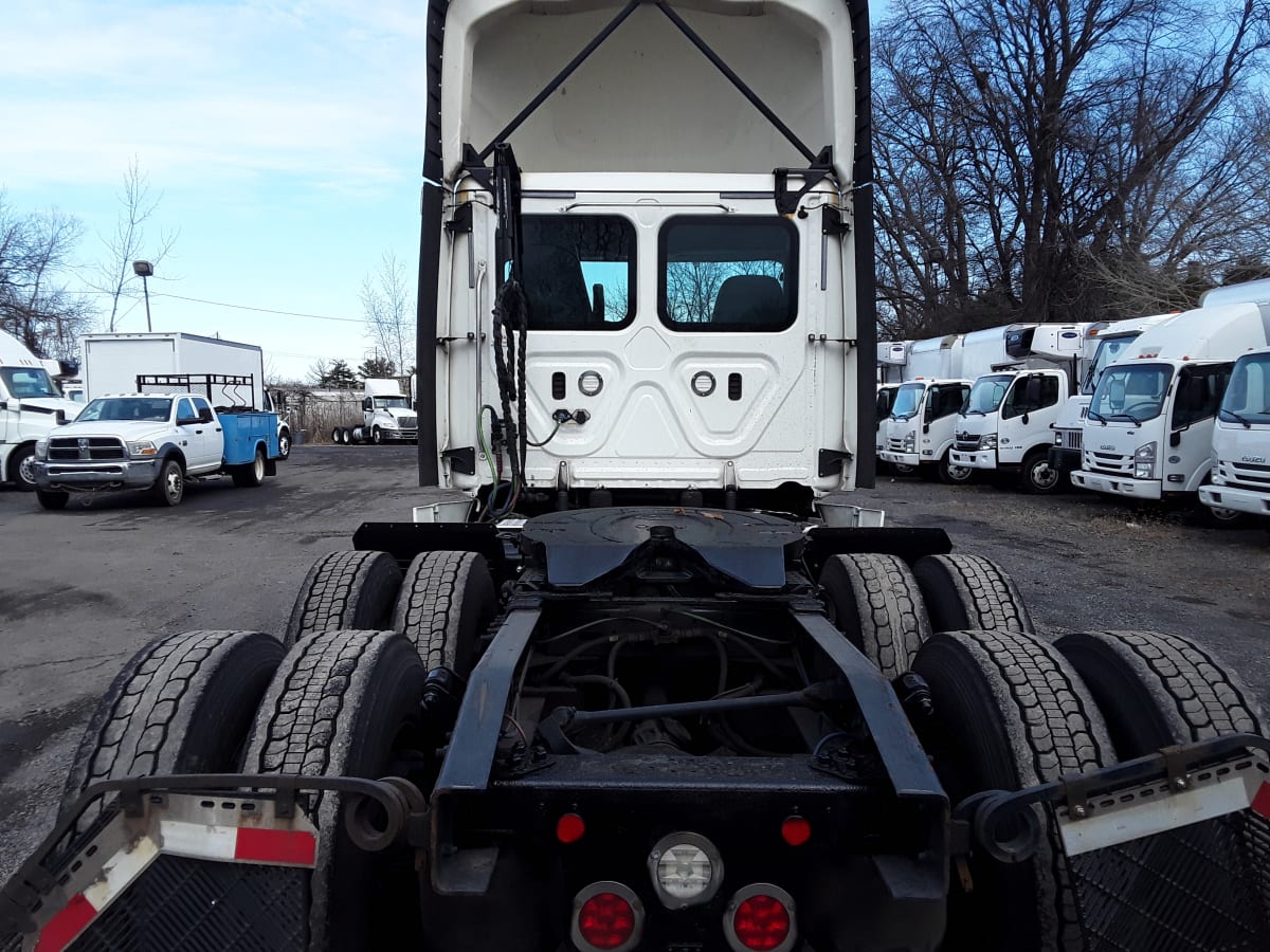 2019 Freightliner/Mercedes NEW CASCADIA PX12664 789447