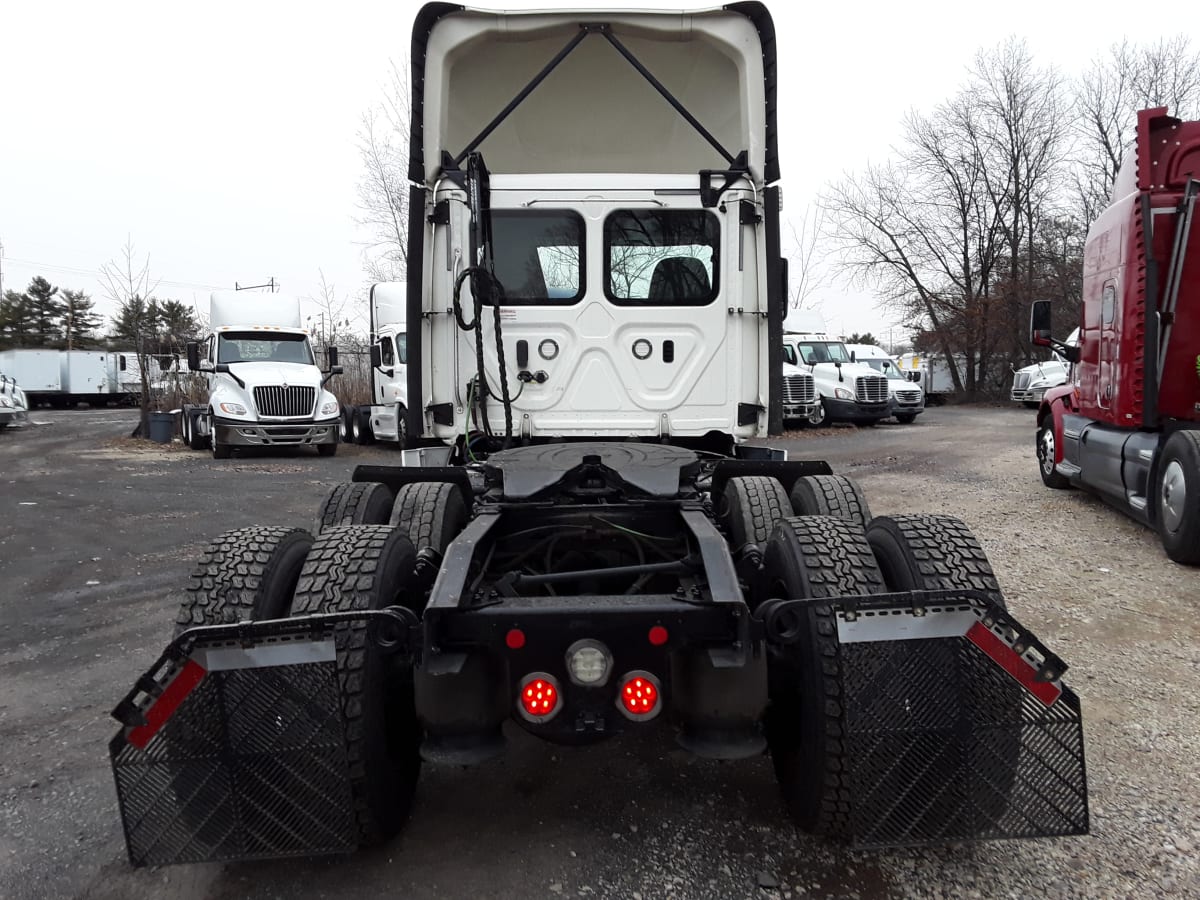 2019 Freightliner/Mercedes NEW CASCADIA PX12664 789449