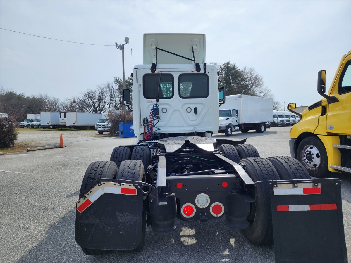 2018 Freightliner/Mercedes CASCADIA 125 789640