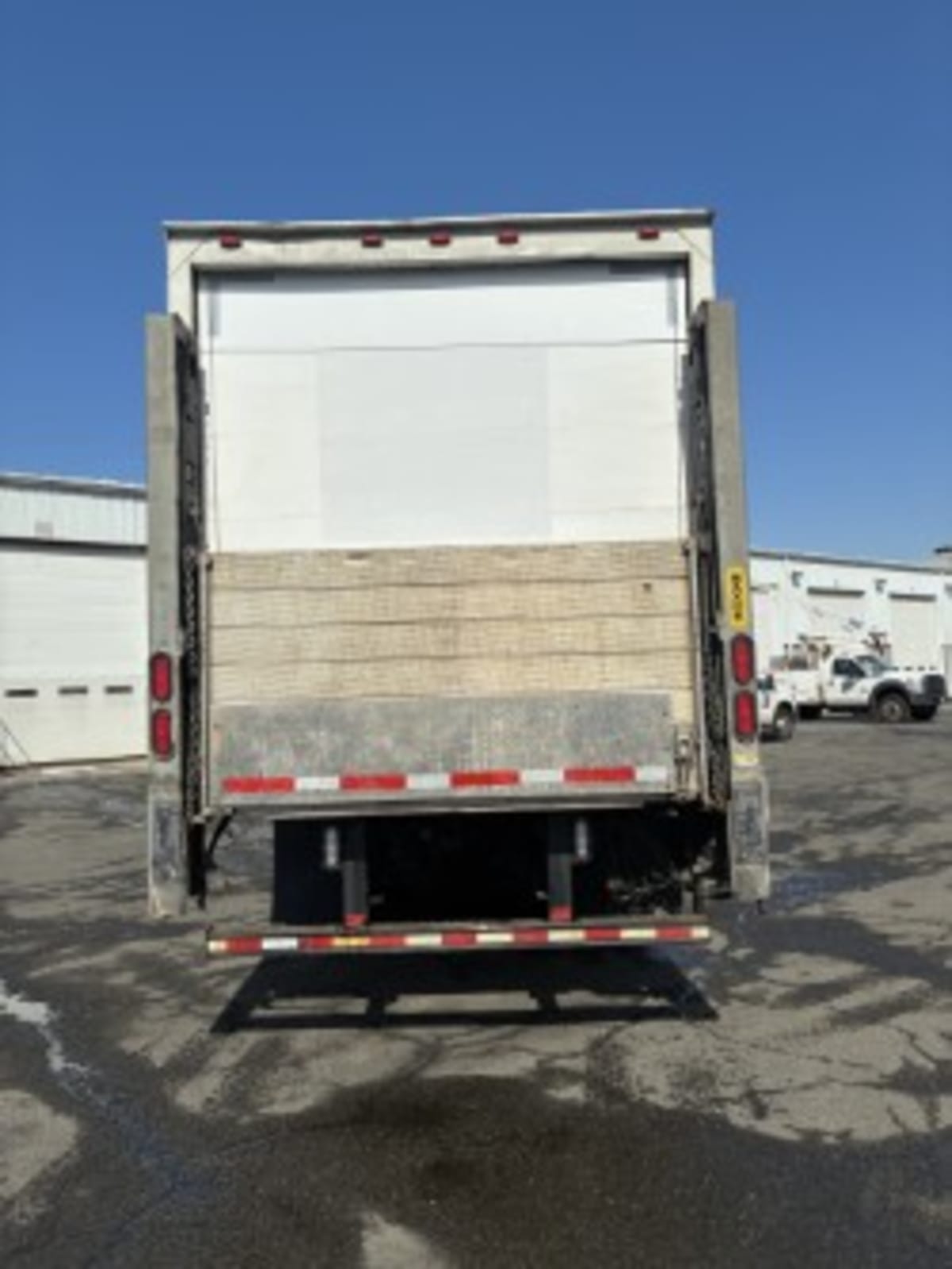 2019 Freightliner M2 112 - image 5