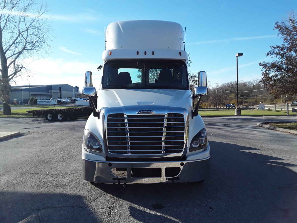 2018 Freightliner/Mercedes CASCADIA 125 789735