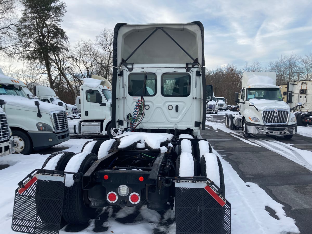 2018 Freightliner/Mercedes CASCADIA 125 789738