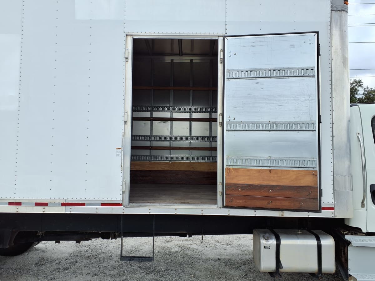 2019 Freightliner M2 106 789783