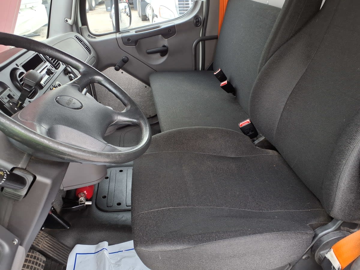 2019 Freightliner M2 106 789783