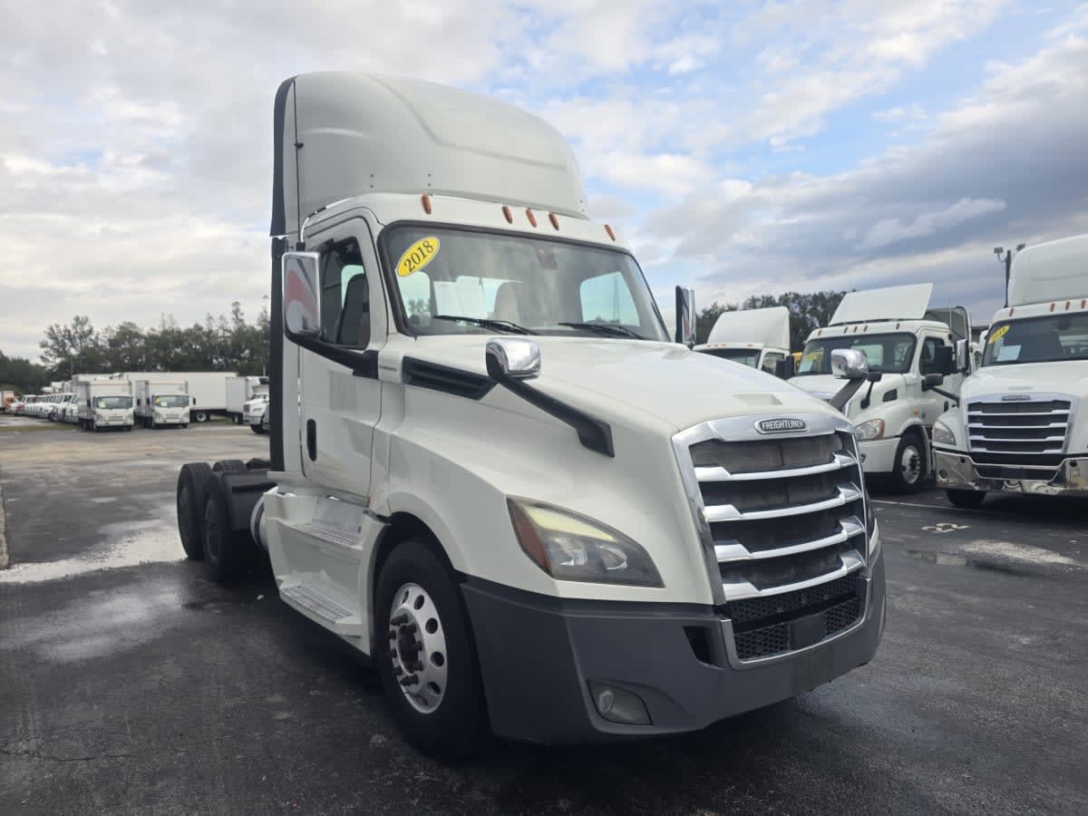 2018 Freightliner/Mercedes NEW CASCADIA PX12664 789817 2018 Freightliner/Mercedes NEW CASCADIA PX12664 789817