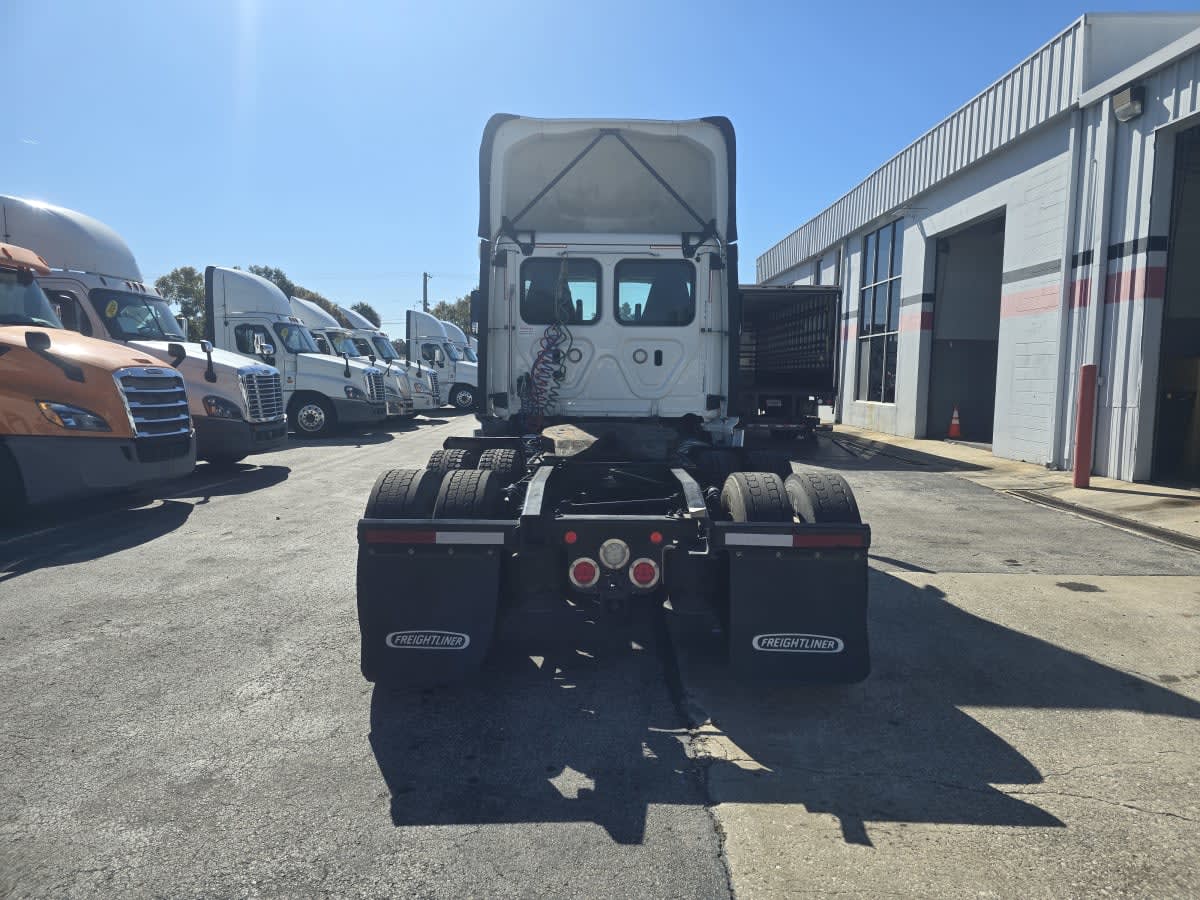 2018 Freightliner/Mercedes NEW CASCADIA PX12664 789818