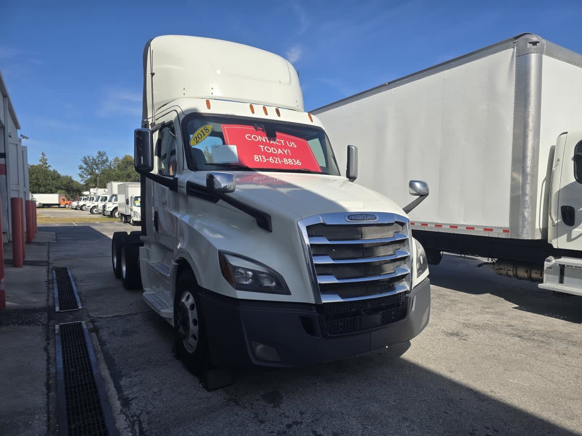 2018 Freightliner/Mercedes NEW CASCADIA PX12664 789820