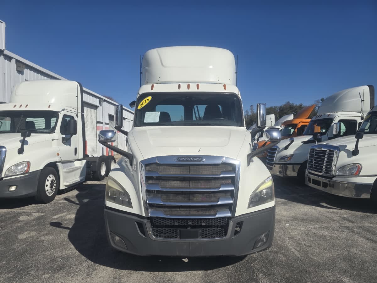 2018 Freightliner - image 2