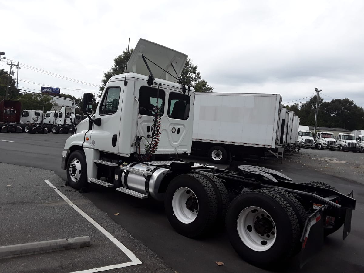 2018 Freightliner/Mercedes CASCADIA 125 790116