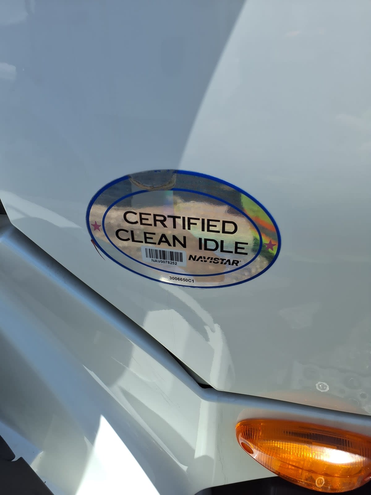 2018 International - image 10