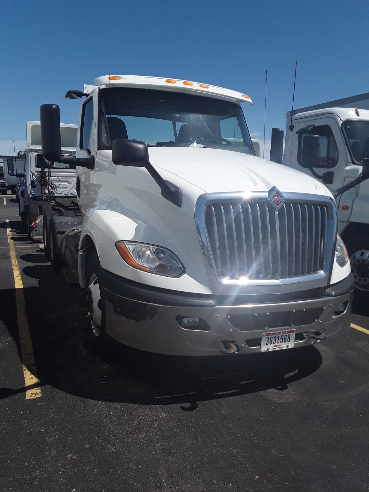 2018 Navistar International LT625 DAYCAB T/A 790134