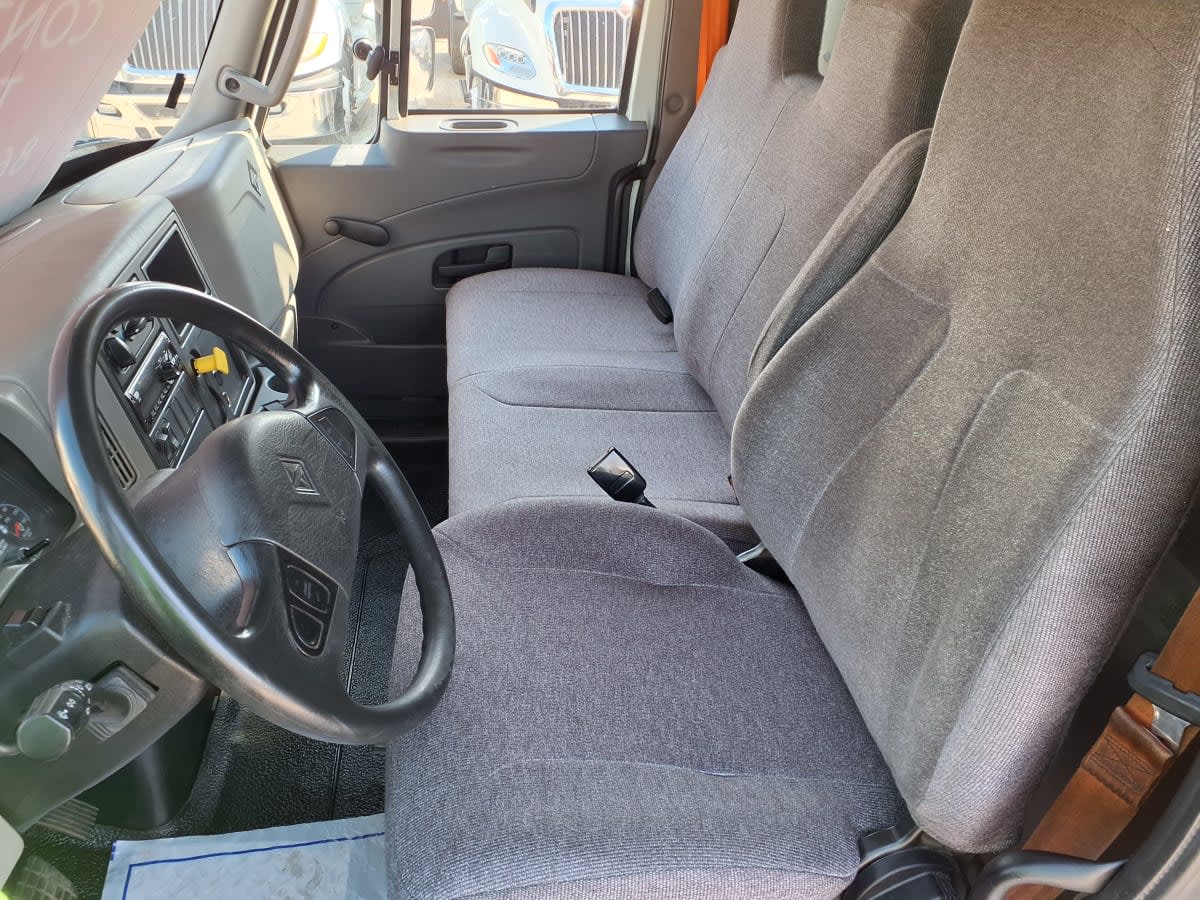 2019 Navistar International 4300 790213