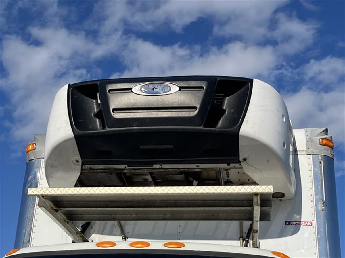 2018 Navistar International 4300 790353