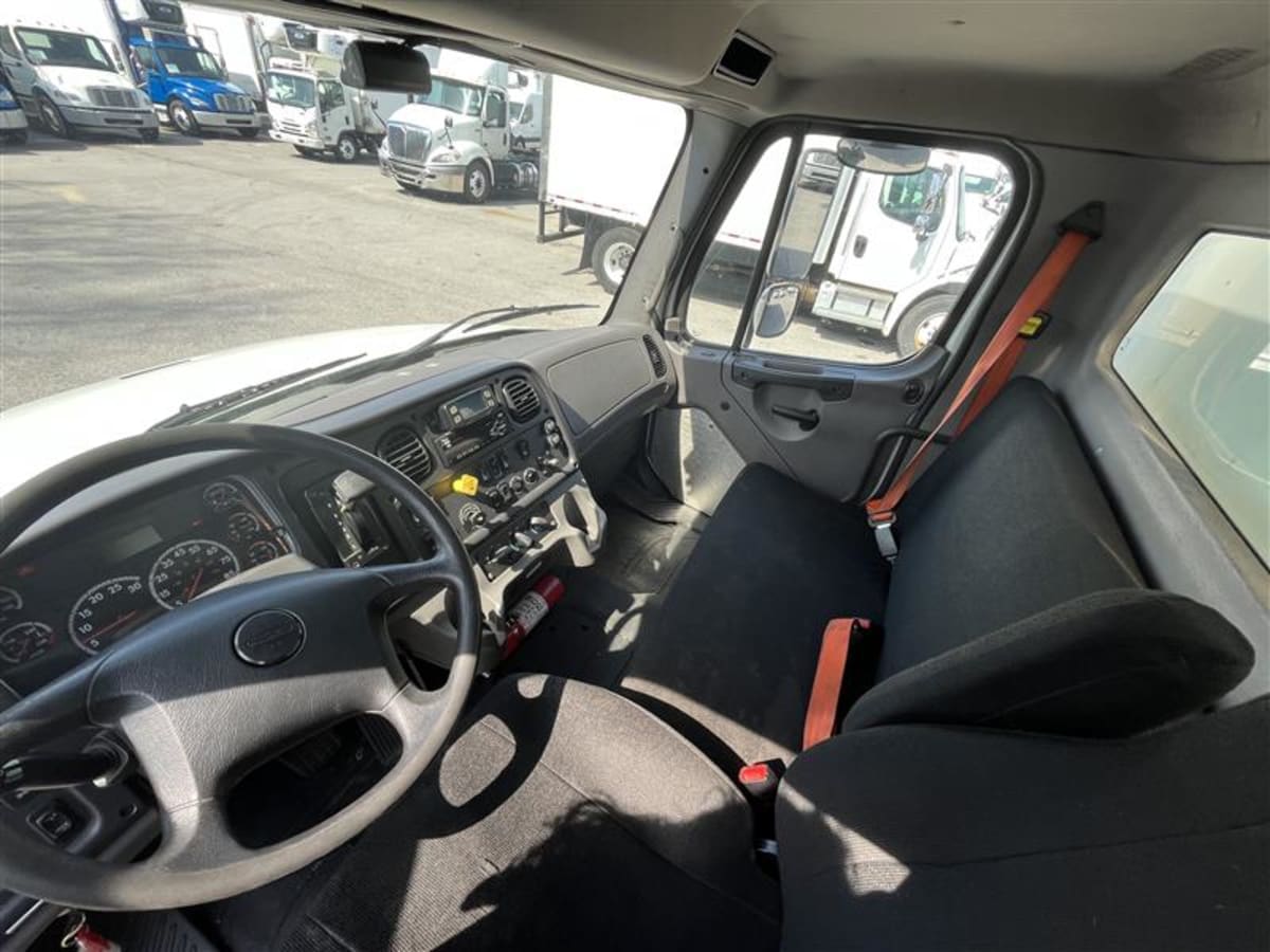 2018 Freightliner/Mercedes M2 106 790356