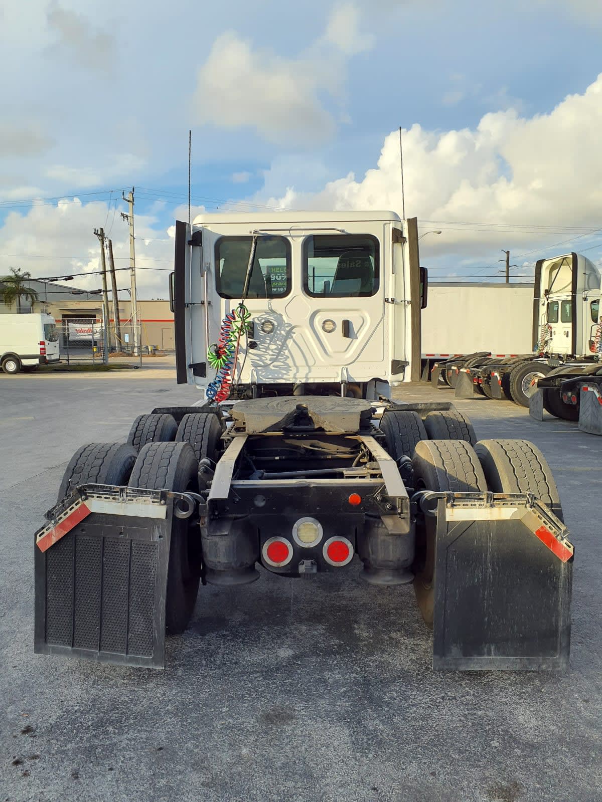 2018 Freightliner - image 5