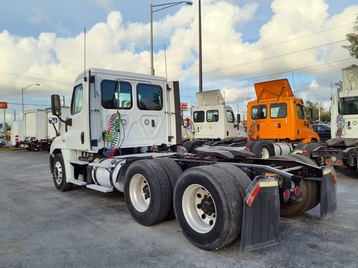 2018 Freightliner - image 6