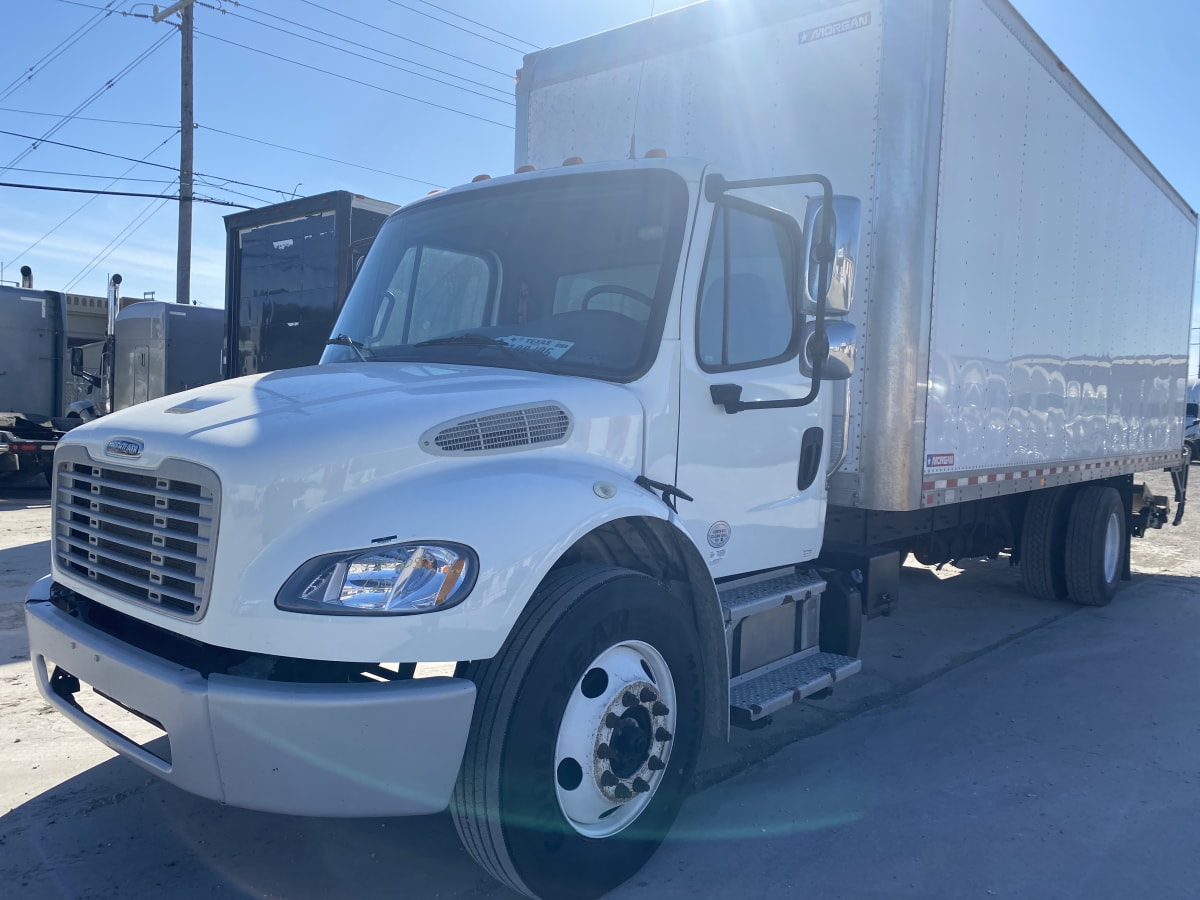 2019 Freightliner/Mercedes M2 106 790605