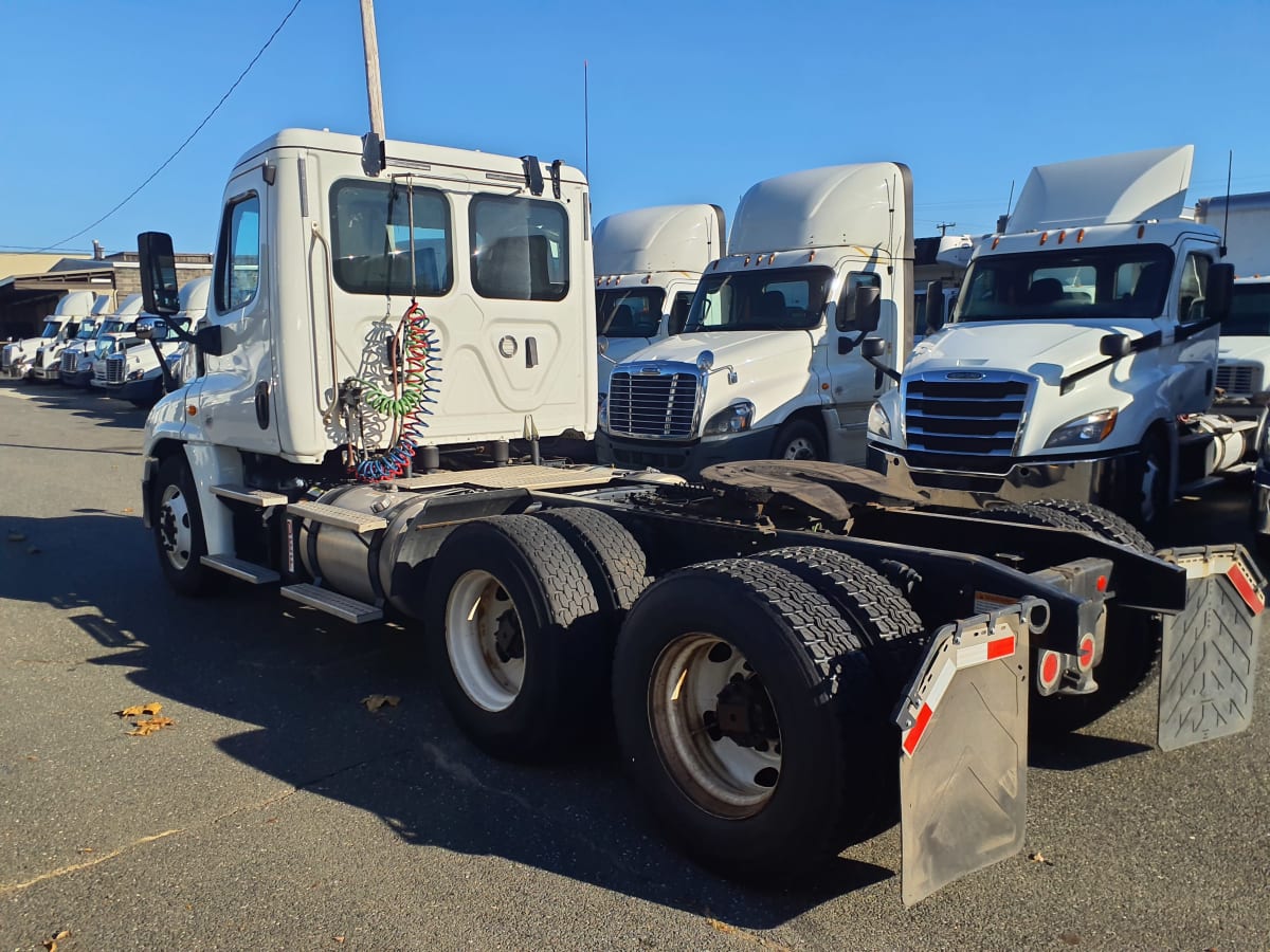 2018 Freightliner/Mercedes CASCADIA 125 790703