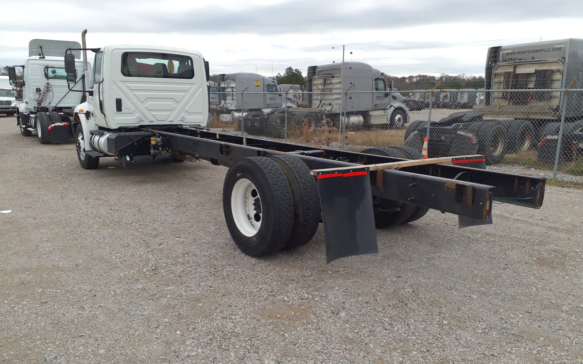 2018 Navistar International 4300 790806