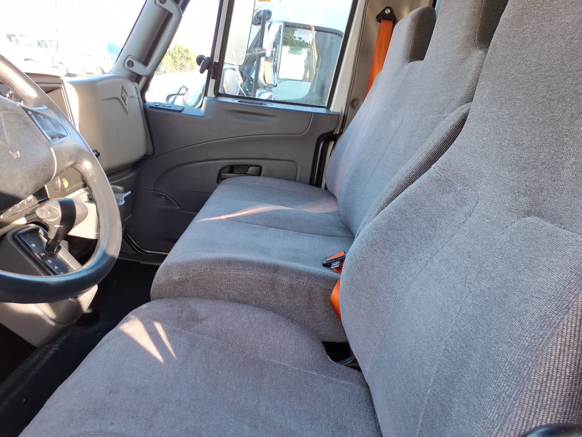 2018 Navistar International 4300 790807