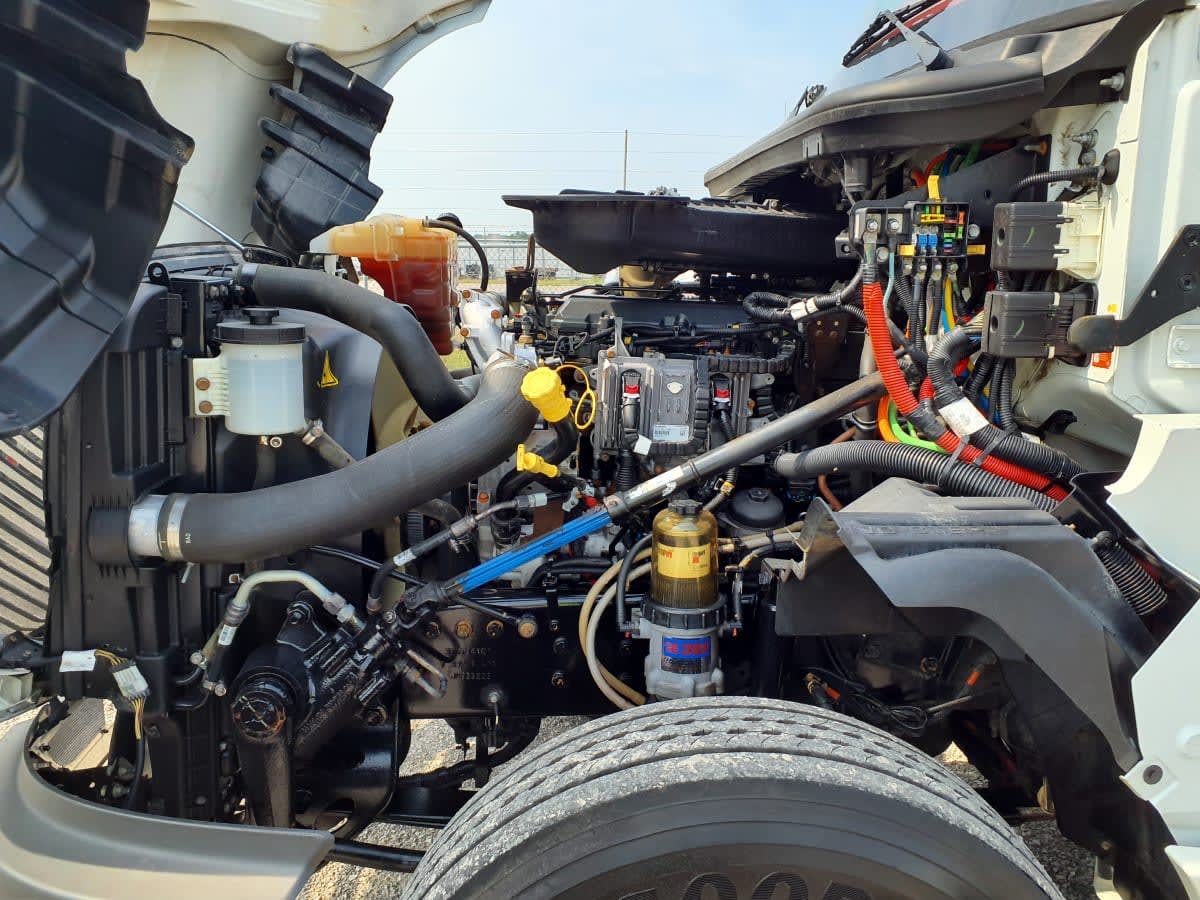 2018 Navistar International LT625 DAYCAB T/A 790842