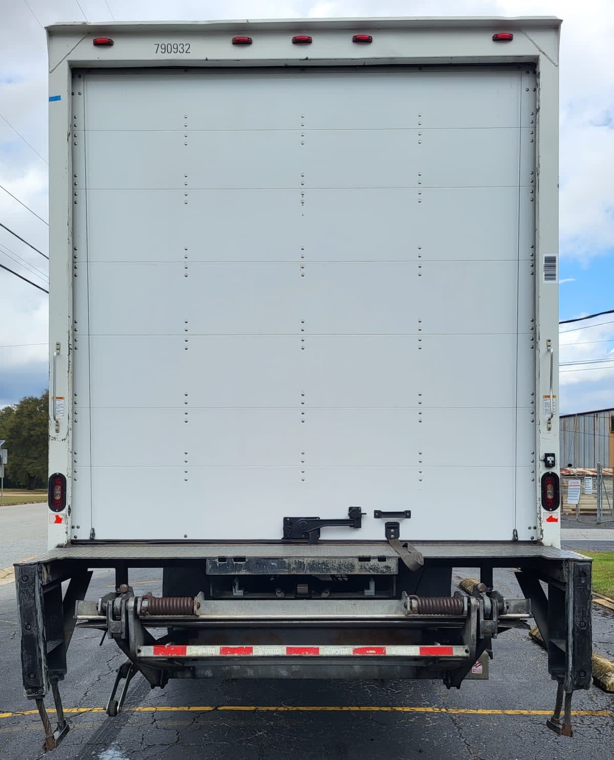 2018 Freightliner/Mercedes M2 106 790932