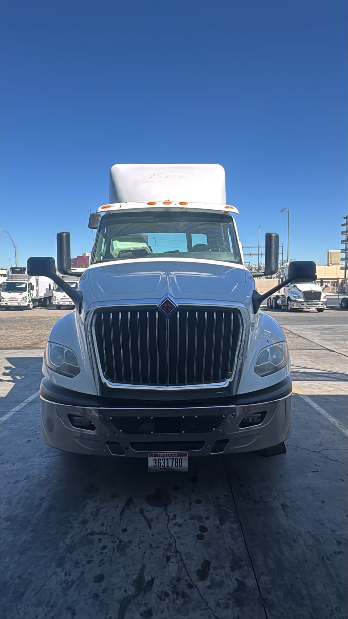 2018 International LT in North Las Vegas, NV — photo 2