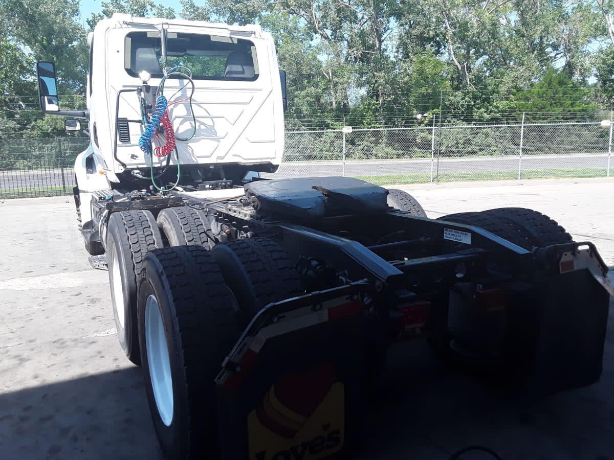 2018 Navistar International LT625 DAYCAB T/A 790980