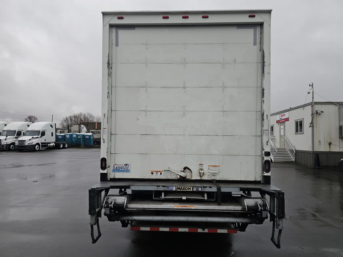 2018 Freightliner/Mercedes M2 106 791086